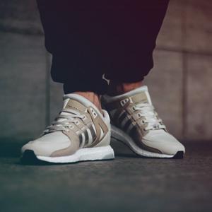 Mirum est notare quam littera gothica.